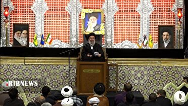 بزرگداشت رهبر شهید انقلاب از سوی نهاد‌های حوزوی در حرم مطهر